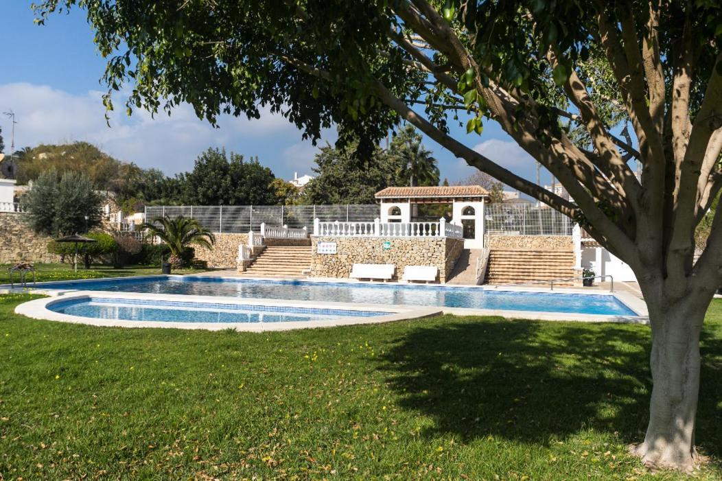 Bungalow Altea Junto Al Casco Antiguo, Piscina Y Barbacoa Exterior photo